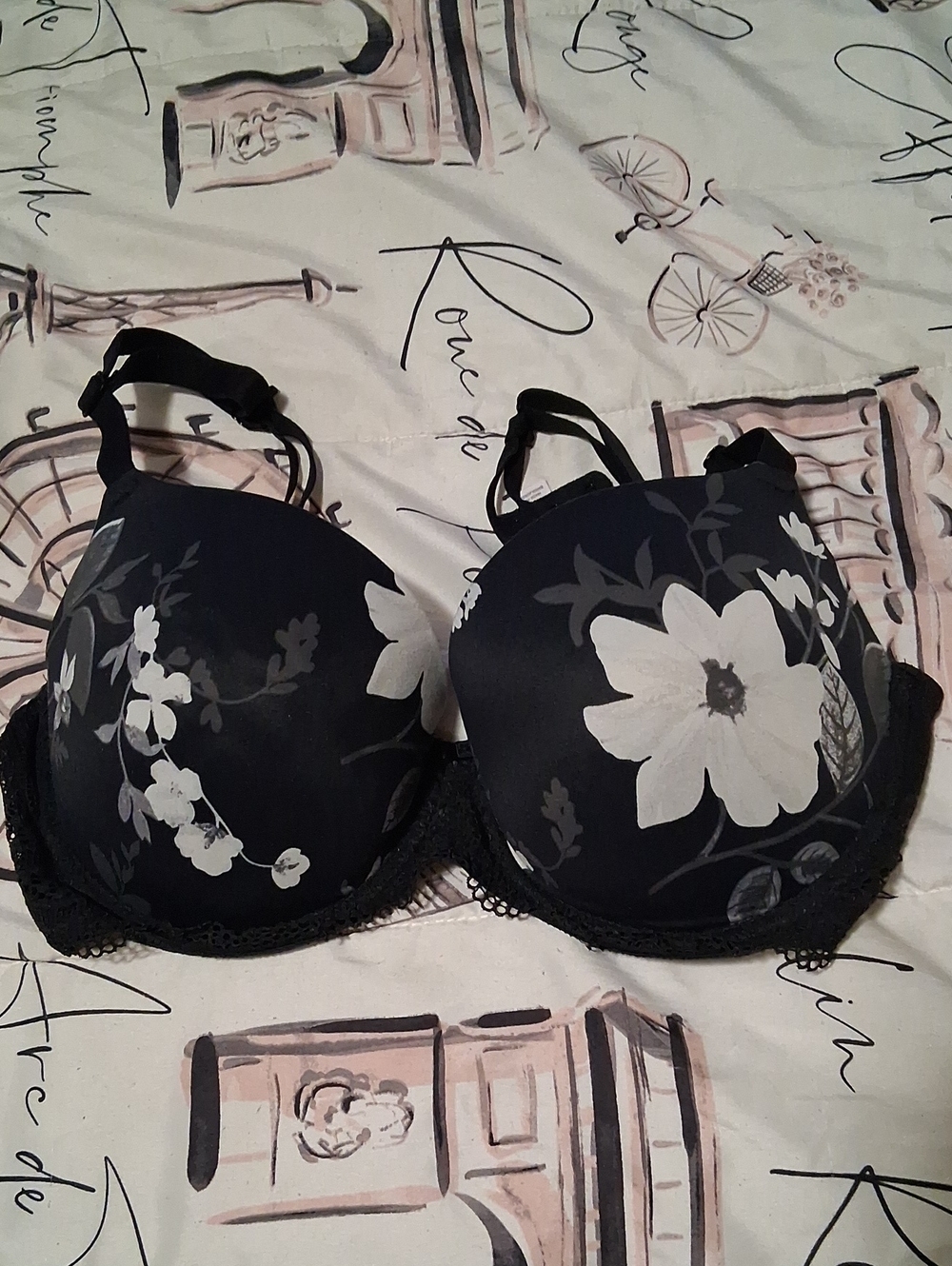 Floral Push-Up Bra in Black and White - Women's Intimates